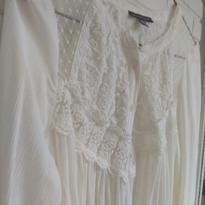 American Eagle Flowy Button Down